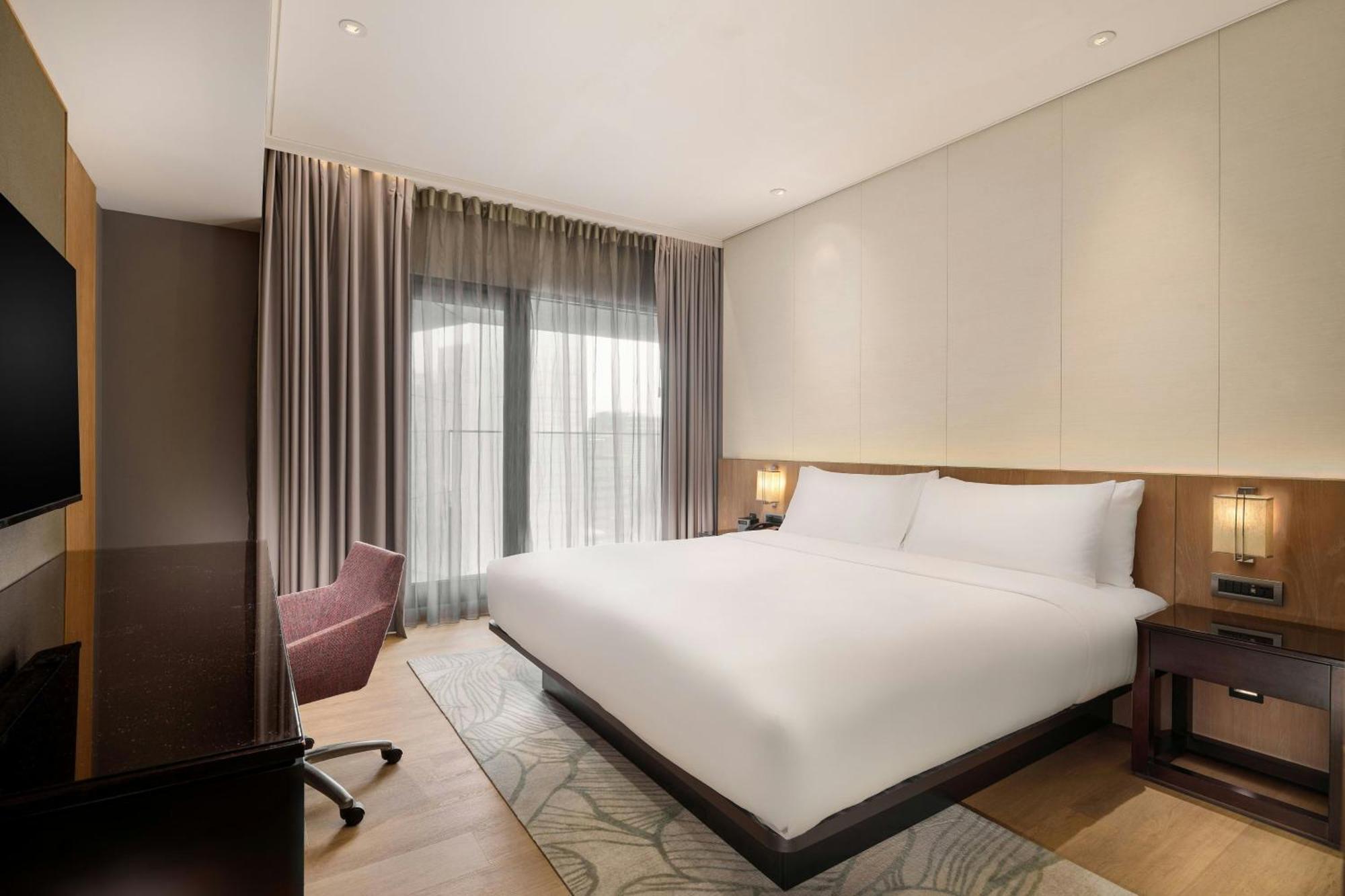 Aloft Taipei Zhongshan Exterior photo